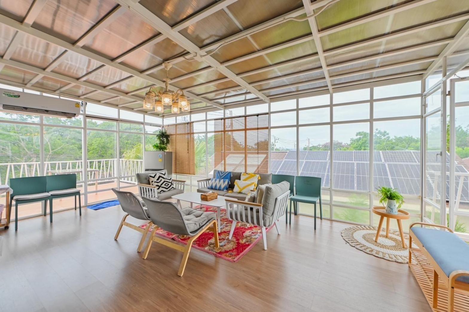 Villa Virawan ที่พักเกาะล้าน *